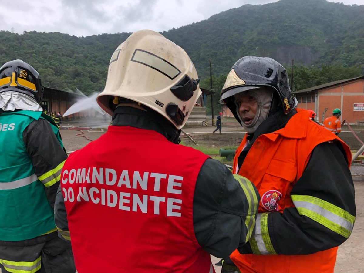 Usiminas recebe simulado organizado pelos Bombeiros e o PAM